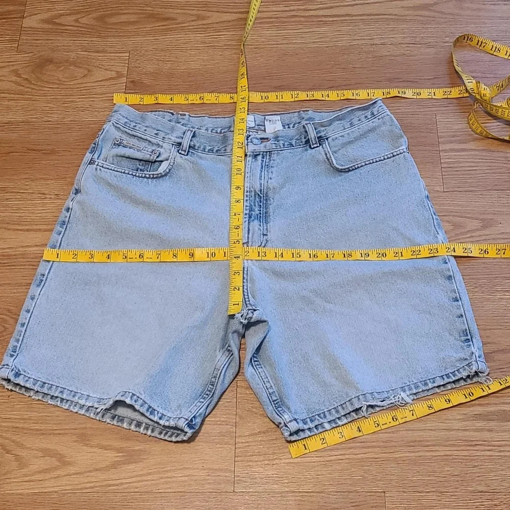 CALVIN KLEIN VINTAGE BOYS SHORTS STONE WASH DISTROYED DENIM 38x8